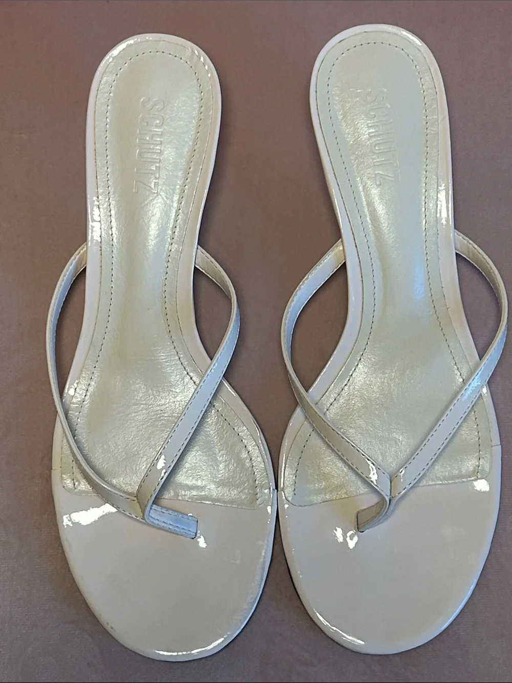 SCHUTZ CAROLYN 50MM LEATHER KITTEN-HEEL THONG SANDALS VERY LIGHT PINK SIZE 9.5